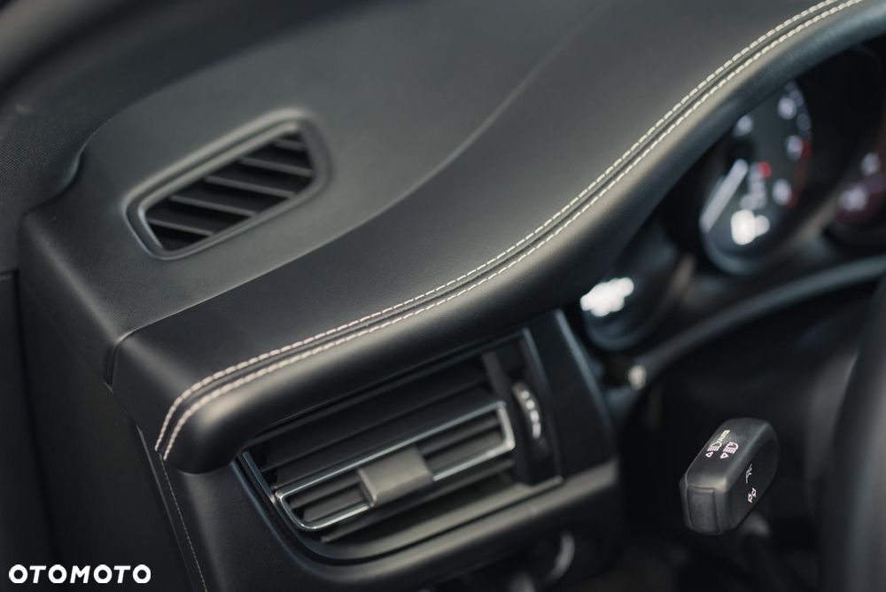 Porsche Macan GTS - 30