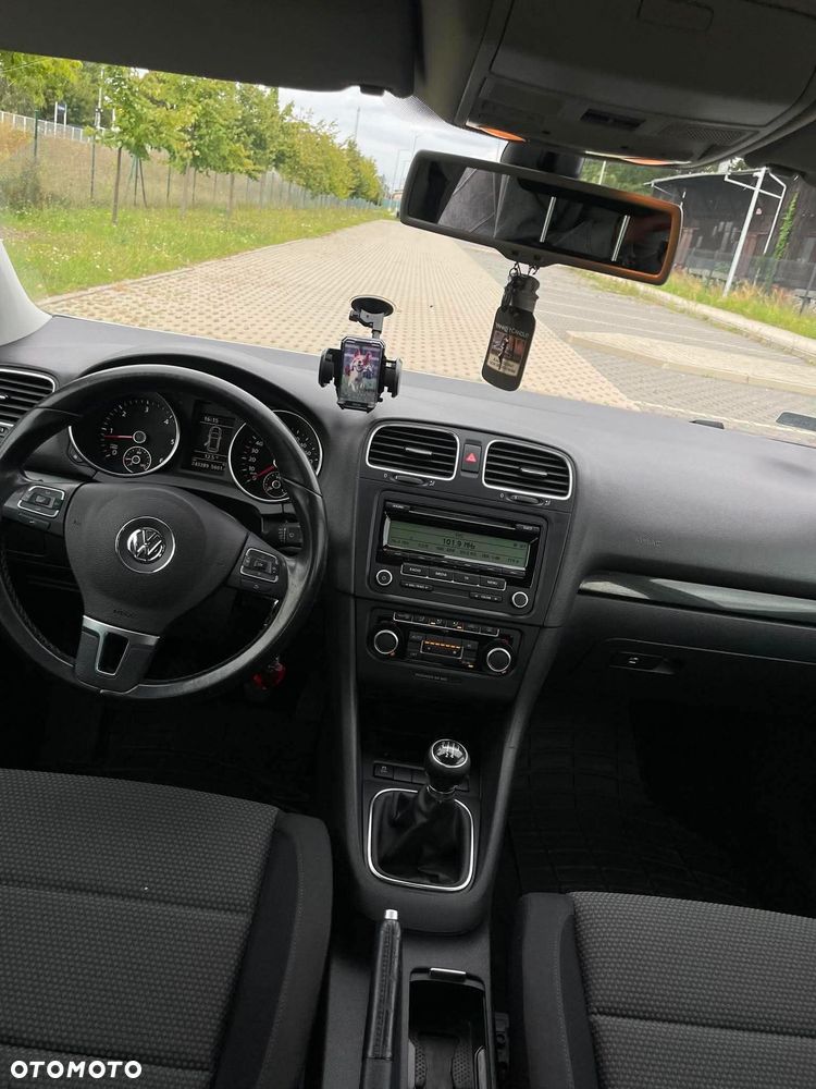 Volkswagen Golf 1.6 TDI Highline - 3