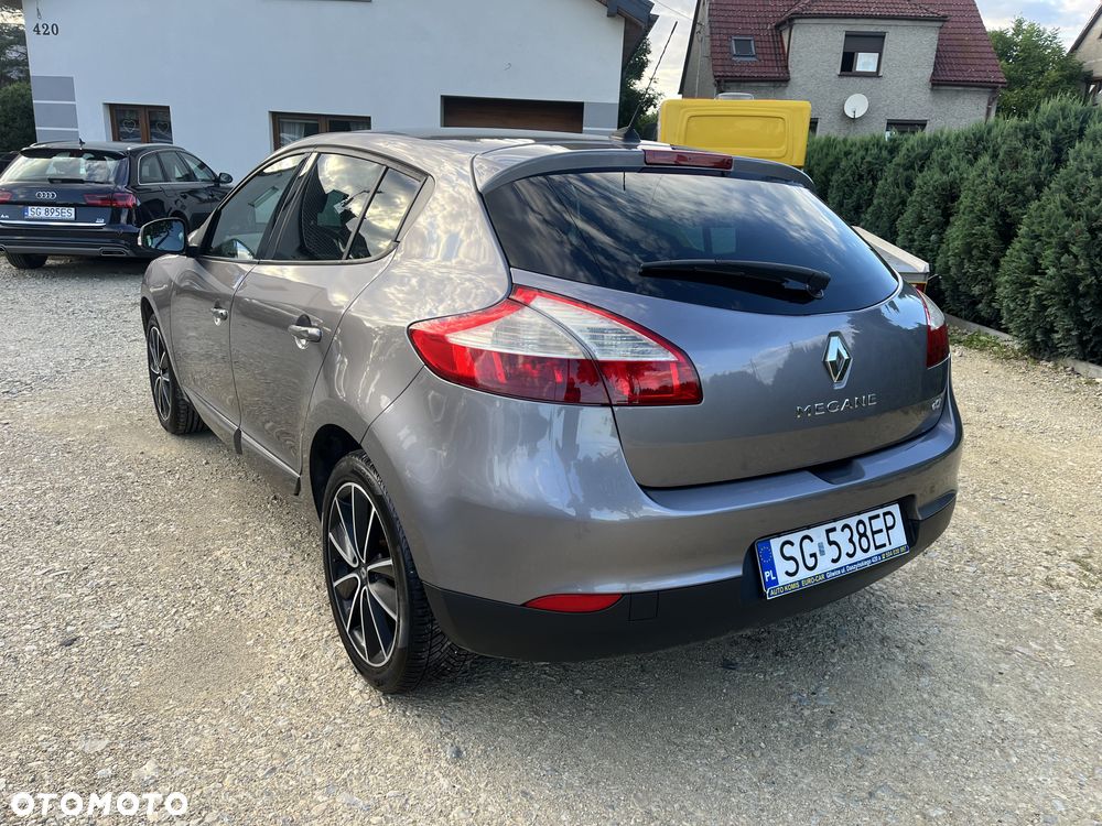 Renault Megane ENERGY dCi 110 Start & Stop LIMITED - 8