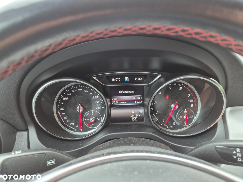 Mercedes-Benz CLA 180 7G-DCT AMG Line - 27
