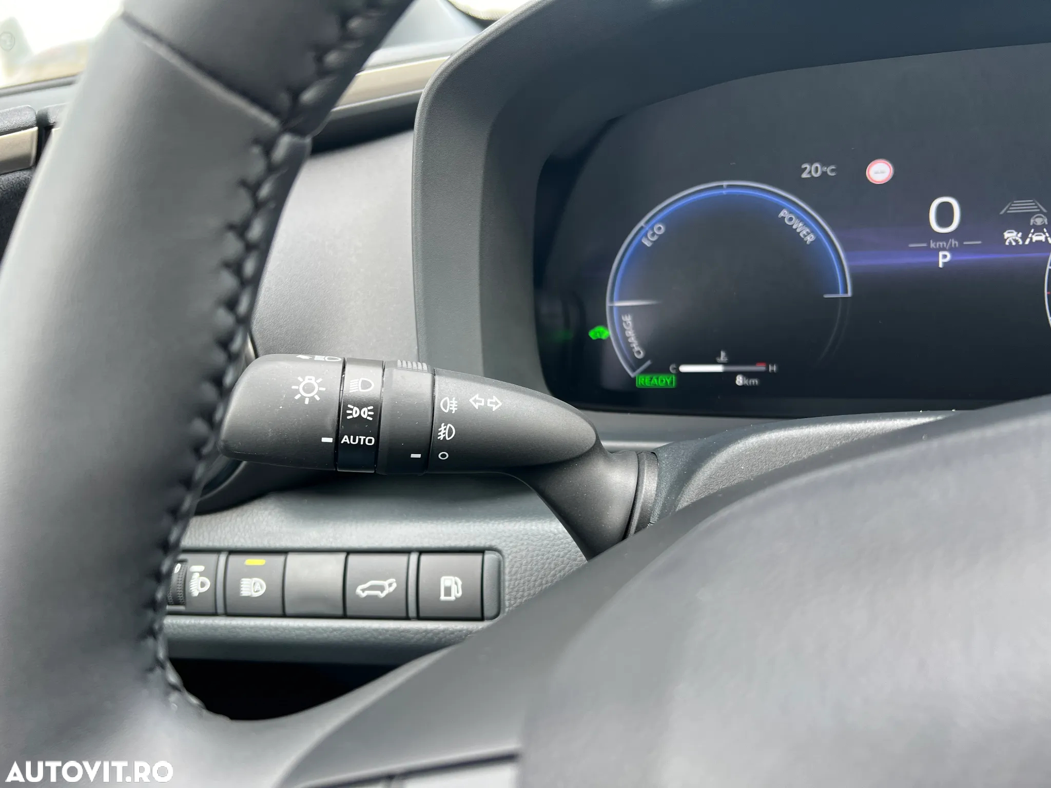 Toyota C-HR 1.8 HEV 140 CP 4x2 CVT Exclusive - 31