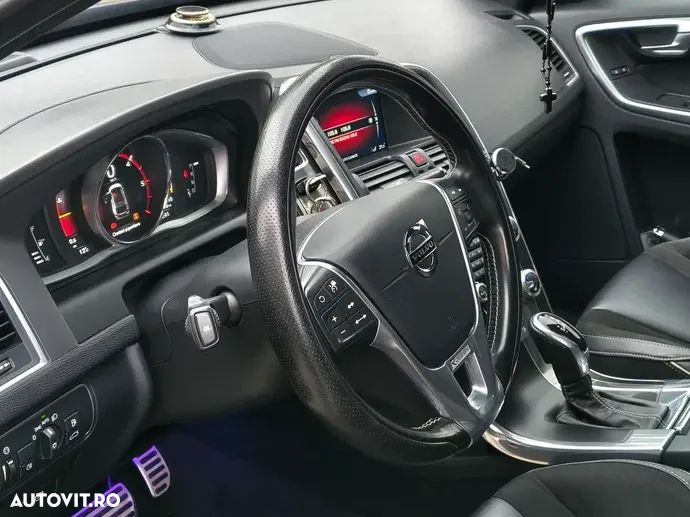 Volvo XC 60 - 7
