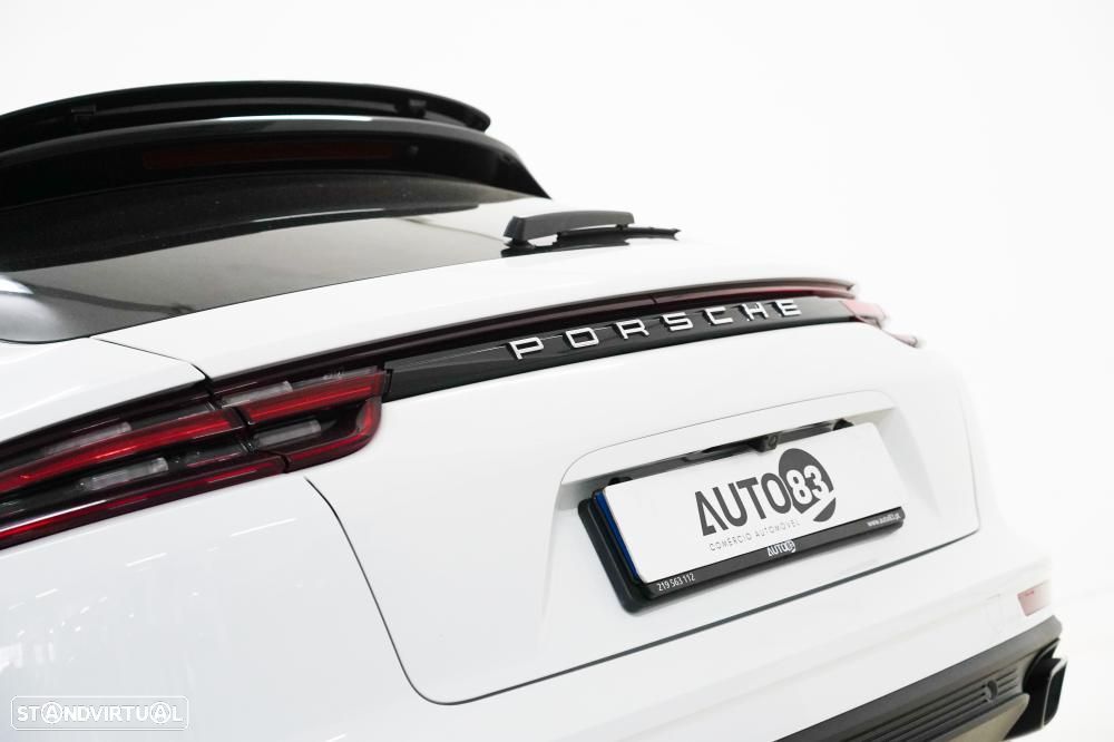 Porsche Panamera Sport Turismo 4 E-Hybrid - 25