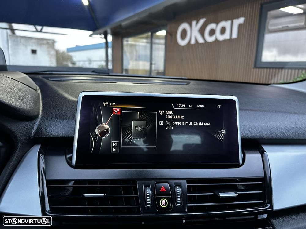 BMW 225xe Active Tourer Line Luxury - 28