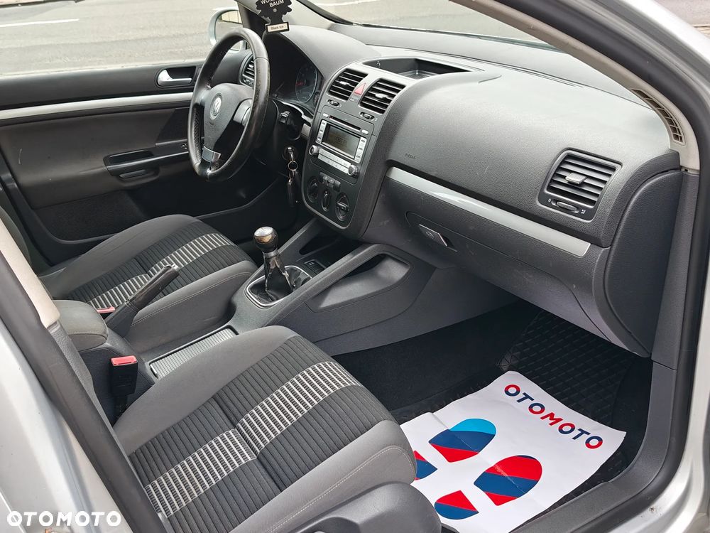 Volkswagen Polo 1.4 16V Comfortline - 18