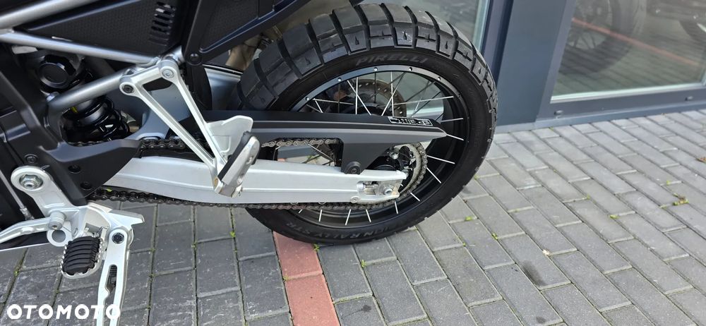 Aprilia Tuareg - 40