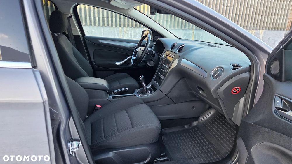 Ford Mondeo 2.0 TDCi Titanium X - 24