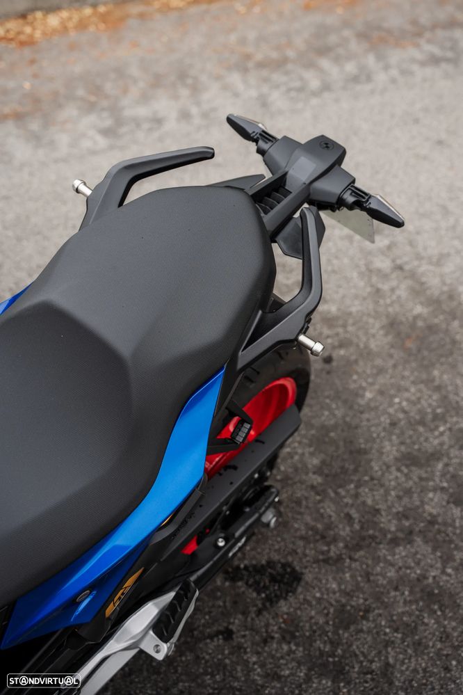 BMW F 900 XR - 13