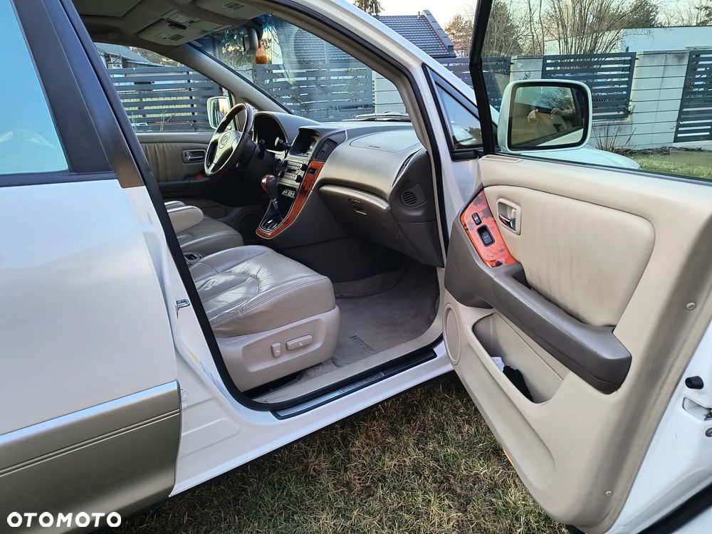 Lexus RX Prestige - 16