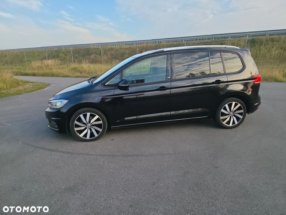 Volkswagen Touran 2018 photo 3