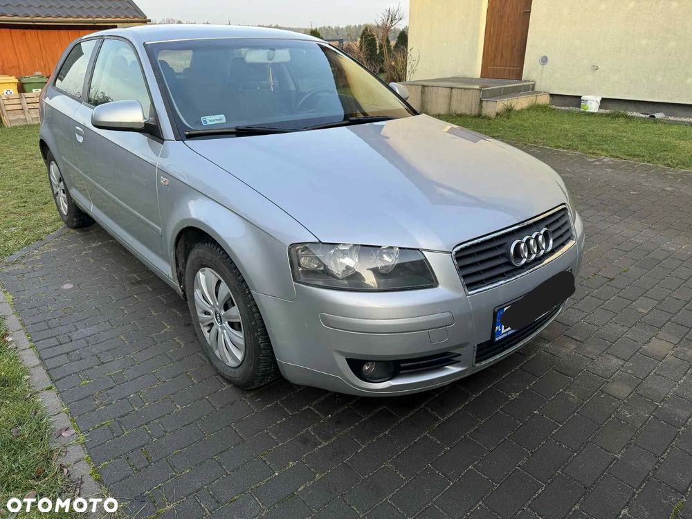 Audi A3 3-drzwiowe 1.6 Attraction - 3