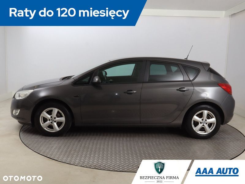 Opel Astra - 4