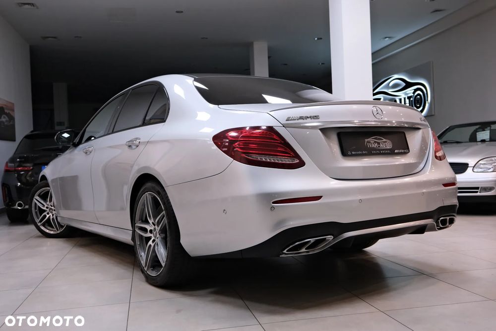 Mercedes-Benz Klasa E - 12