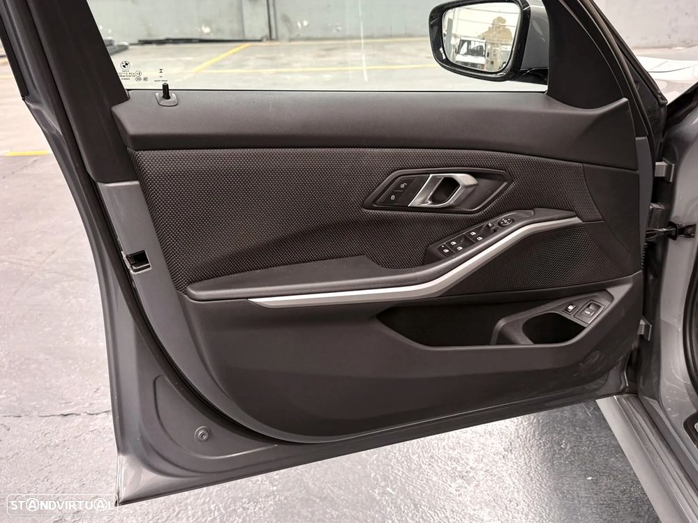 BMW 320 e Aut. Advantage - 7