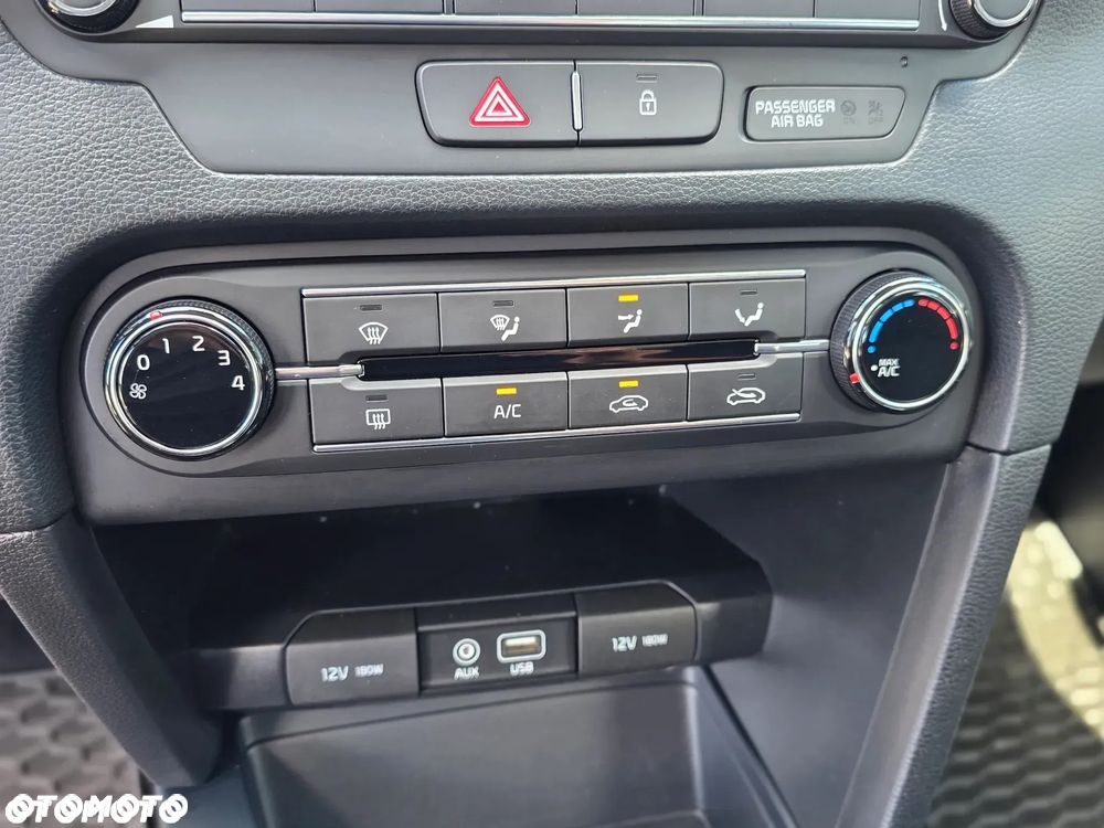Kia Ceed 1.6 CRDi SCR L - 32