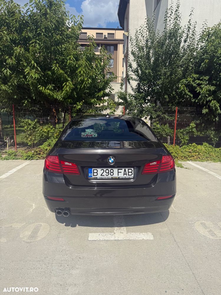BMW Seria 5 520d Aut. - 4