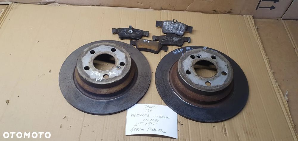 Tarcze hamulcowe tył tylne klocki 300mm Mercedes W211 Lift 2.2 CDI - 1