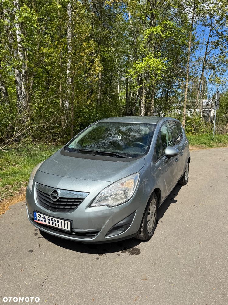 Opel Meriva - 10