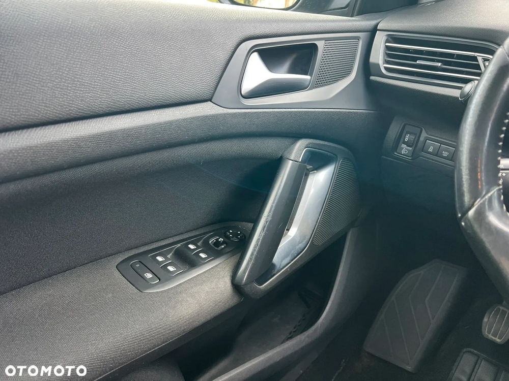 Peugeot 308 1.6 BlueHDi Active S&S - 25