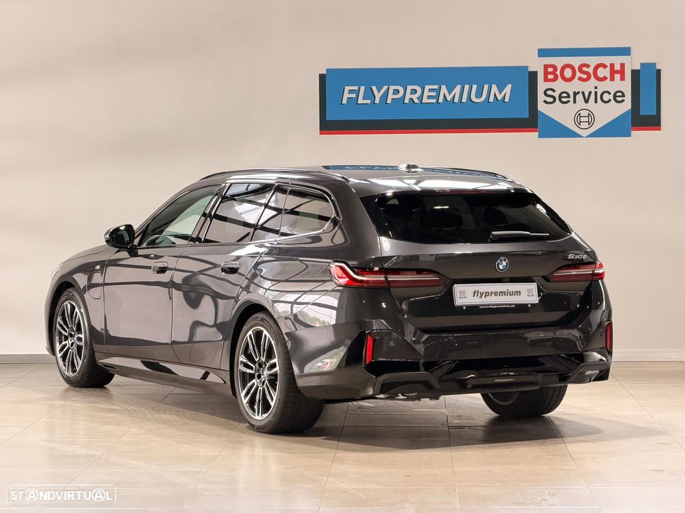 BMW 530 e Pack Desportivo M - 6
