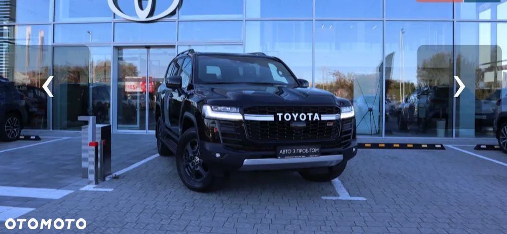 Toyota Land Cruiser - 1
