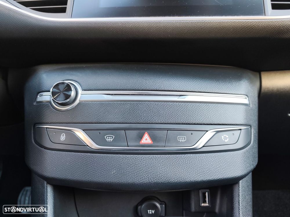 Peugeot 308 SW 1.5 BlueHDi Style - 27