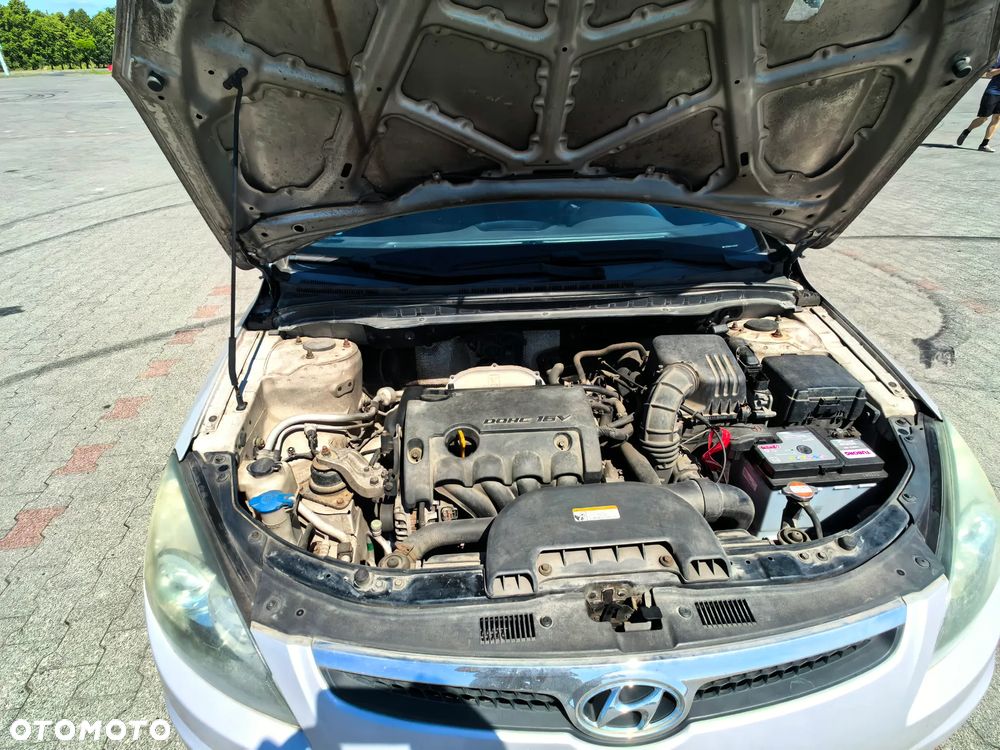 Hyundai i30 1.4 Classic + - 11