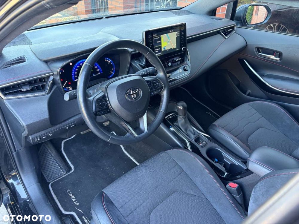 Toyota Corolla - 7