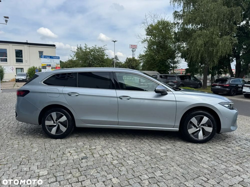 Volkswagen Passat - 6