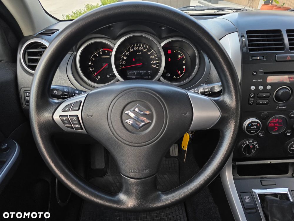 Suzuki Grand Vitara 2.4 Comfort - 11