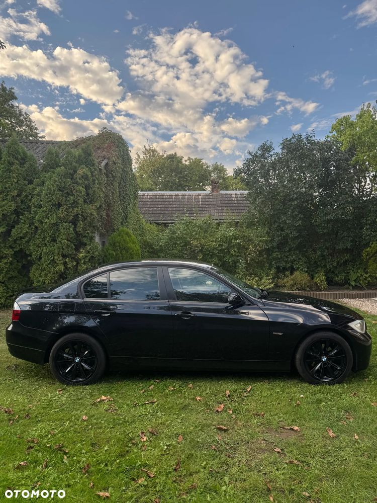 BMW Seria 3 318i - 6