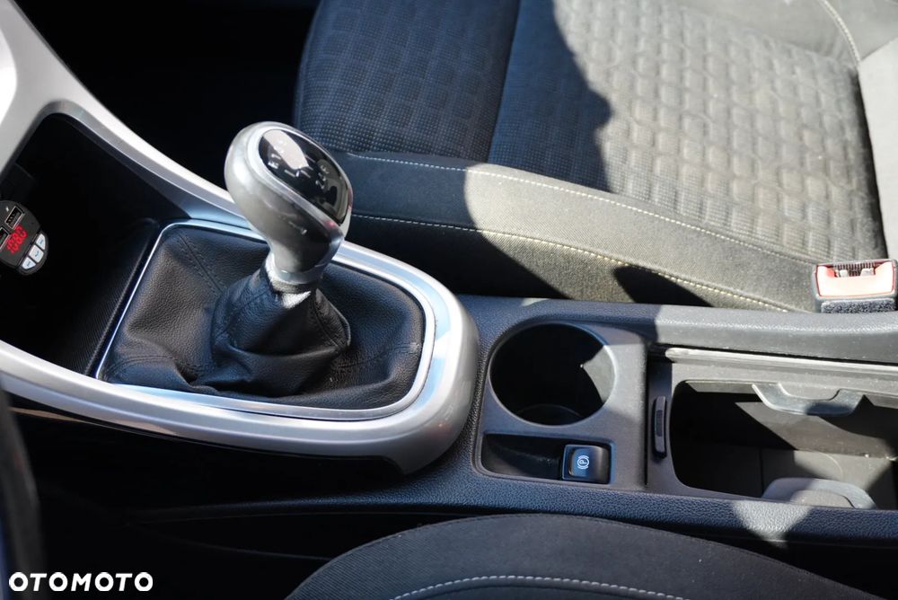 Opel Astra 1.6 T SIDI Sport S&S - 33