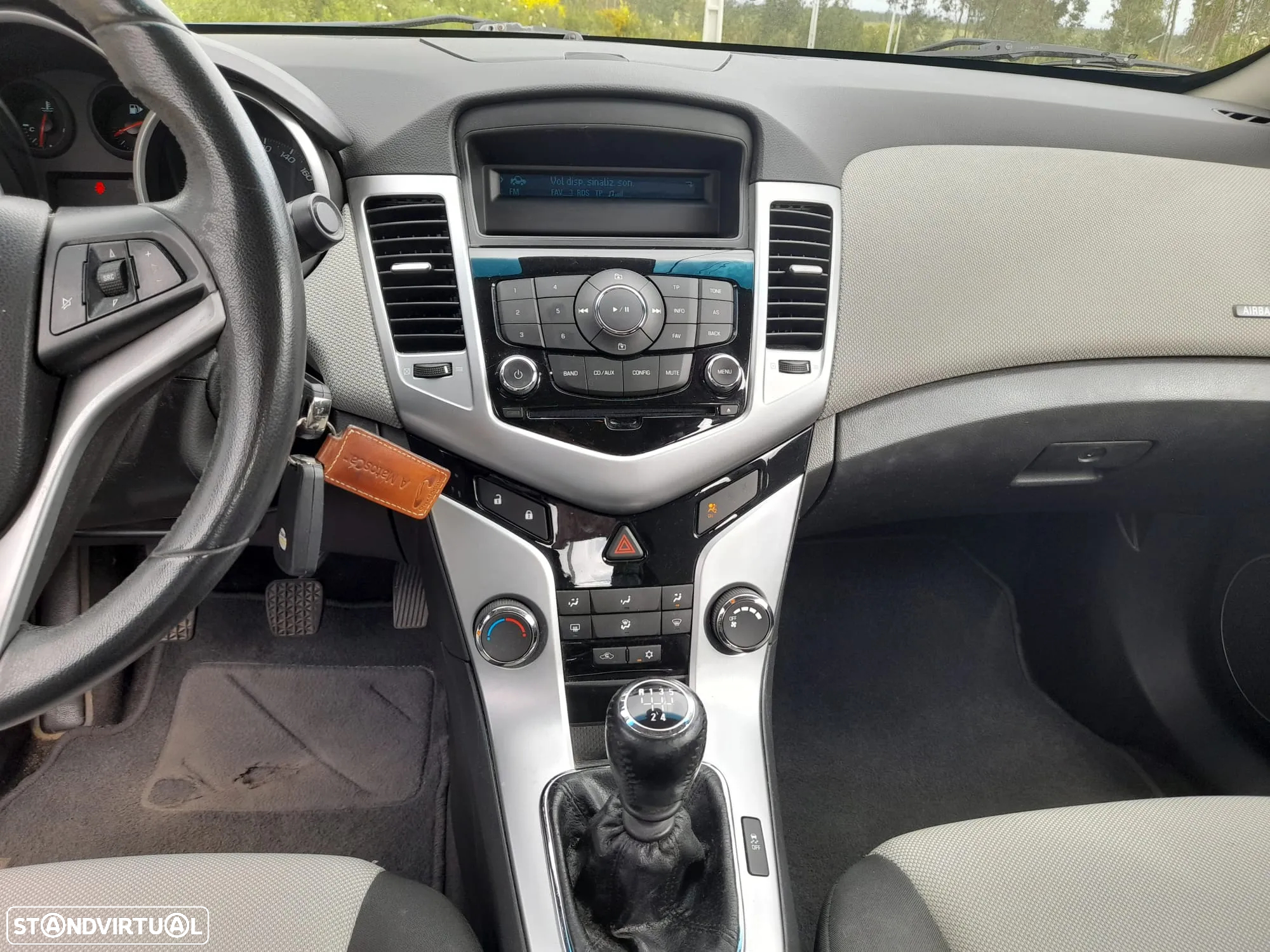 Chevrolet Cruze 1.6 LS - 9
