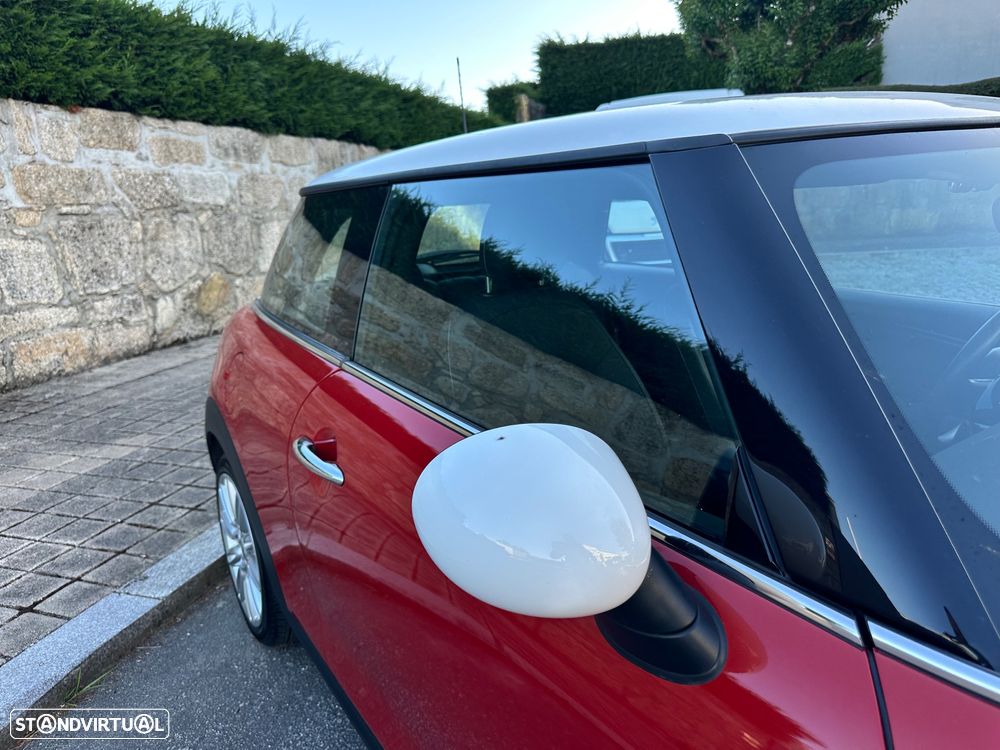 MINI 3 Portas Cooper D - 16