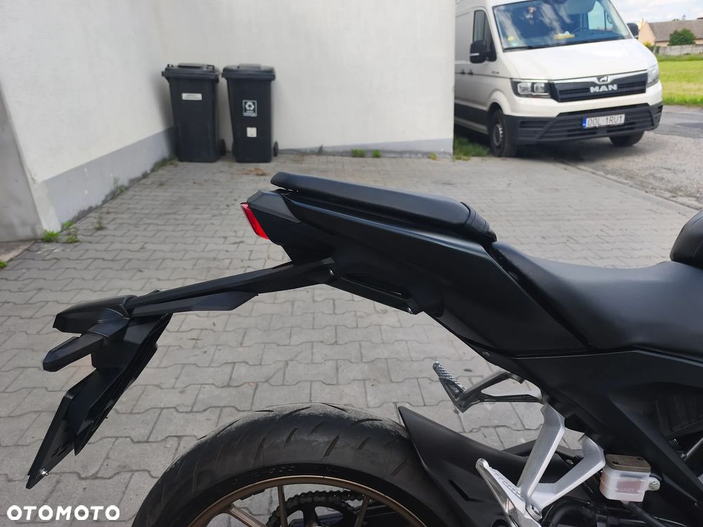 Honda CB - 24