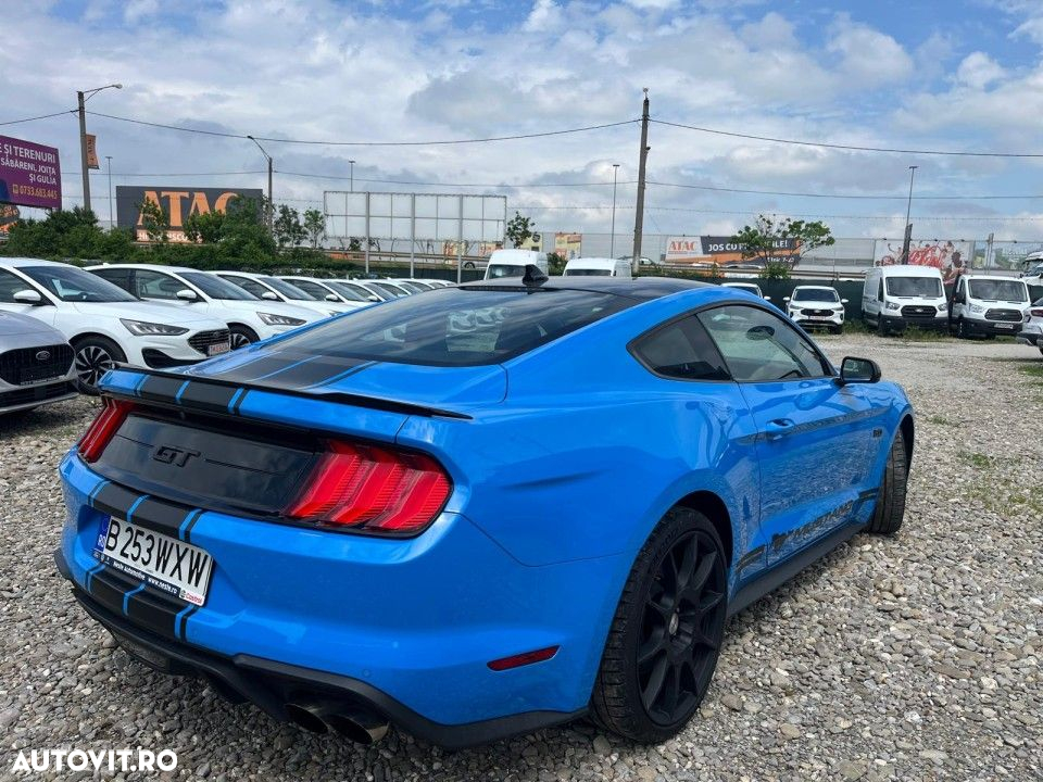 Ford Mustang - 21