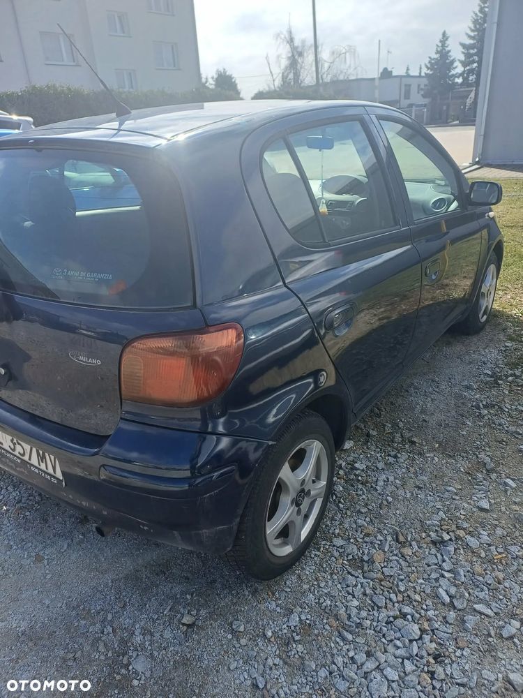 Toyota Yaris - 5