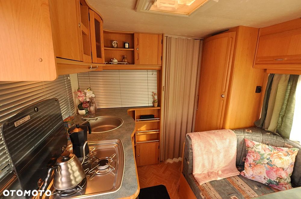 Adria UNICA 462 DP - 4