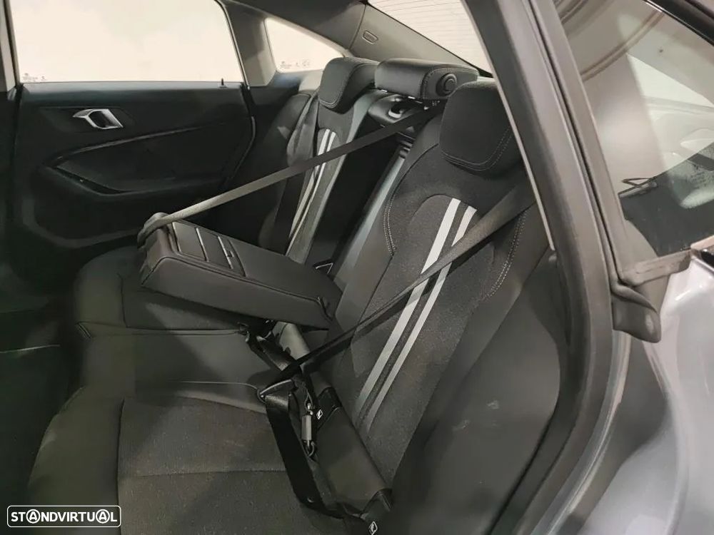 BMW 216 Gran Coupé - 8