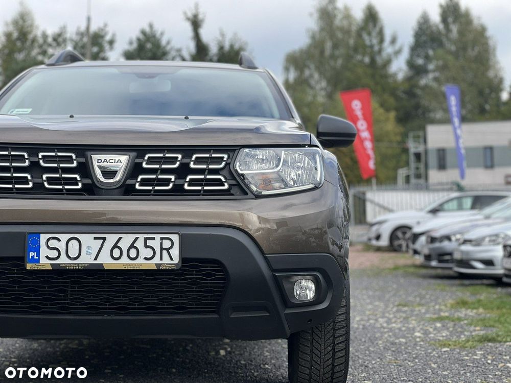 Dacia Duster 1.6 SCe Blackshadow S&S - 4