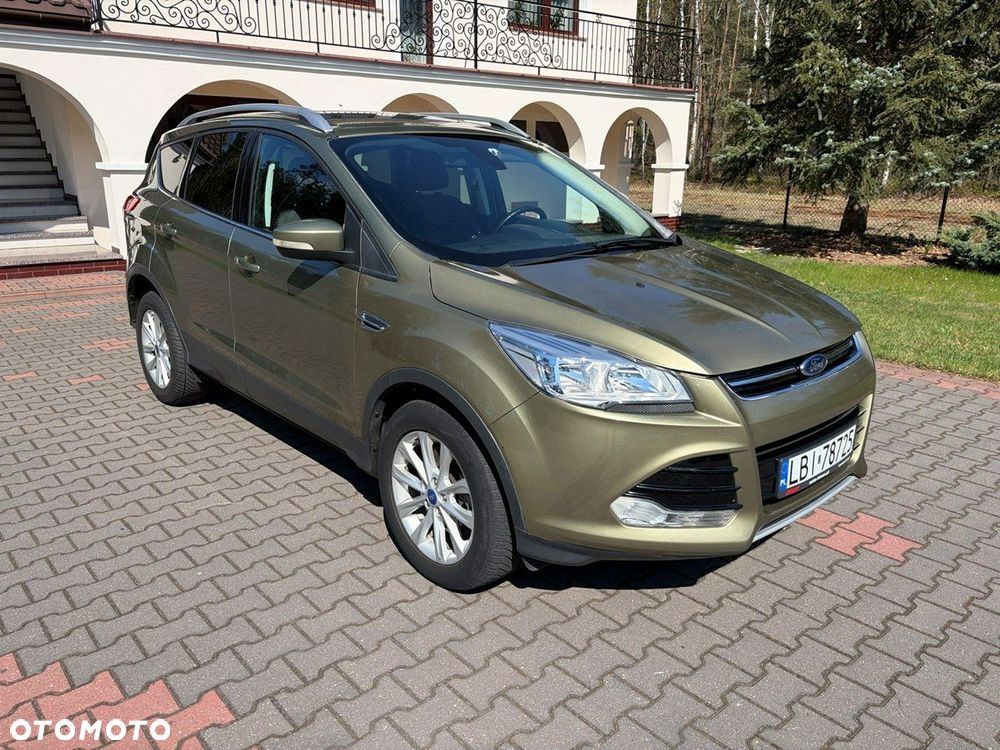 Ford Kuga - 1