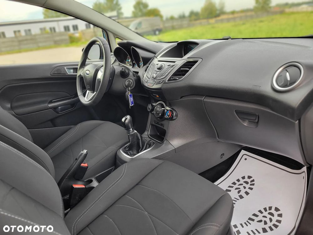Ford Fiesta 1.25 Silver X plus EU5 - 13