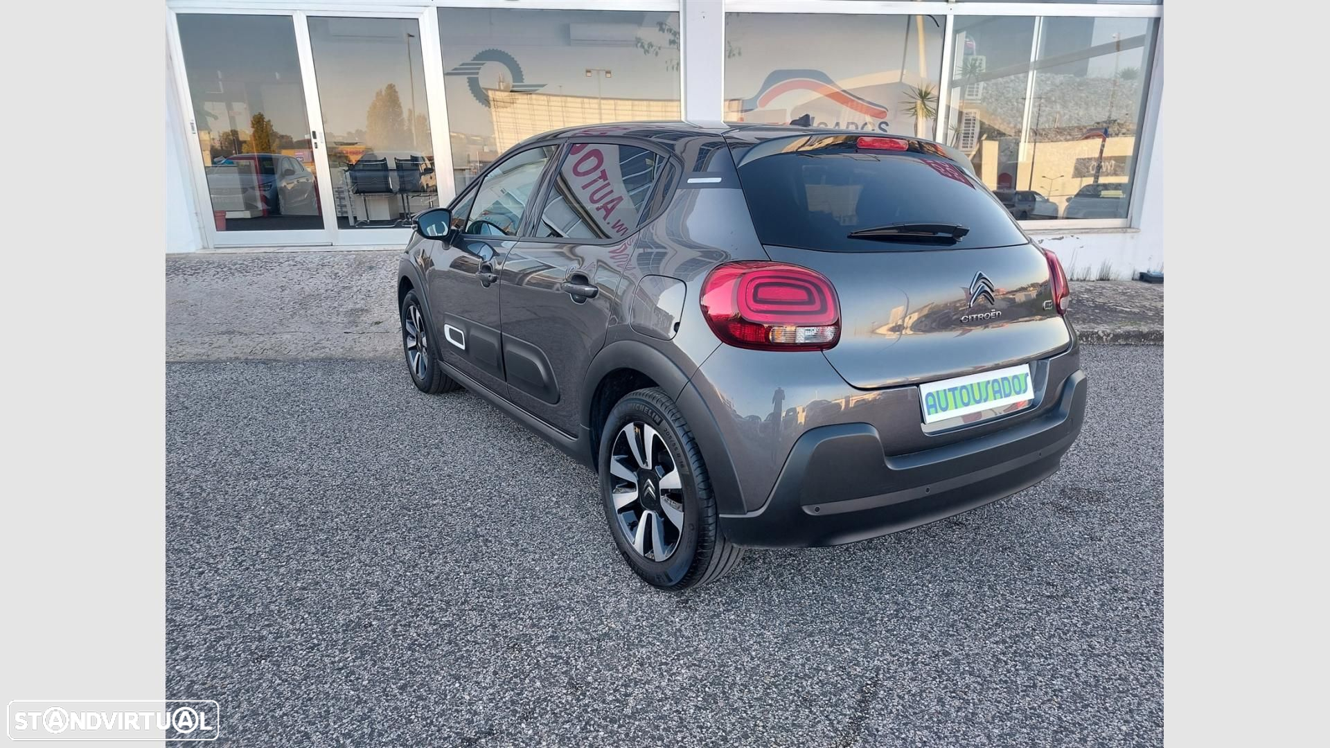 Citroën C3 1.2 PureTech Max - 8