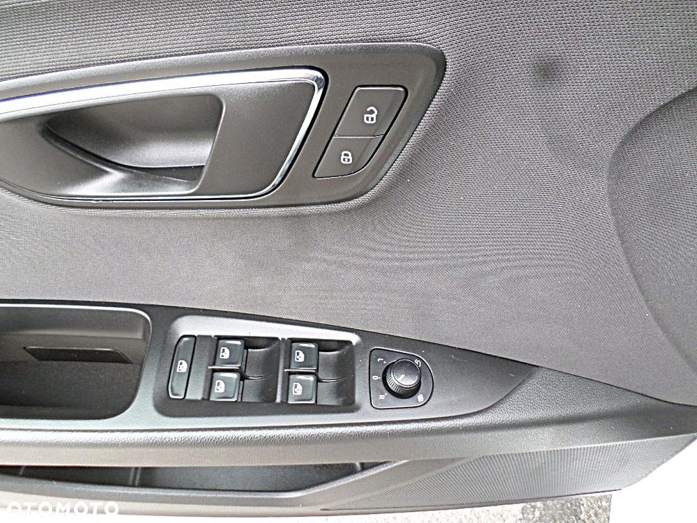 Seat Leon 2.0 TDI DPF Style - 29