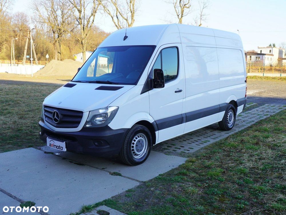 Mercedes-Benz Sprinter - 1