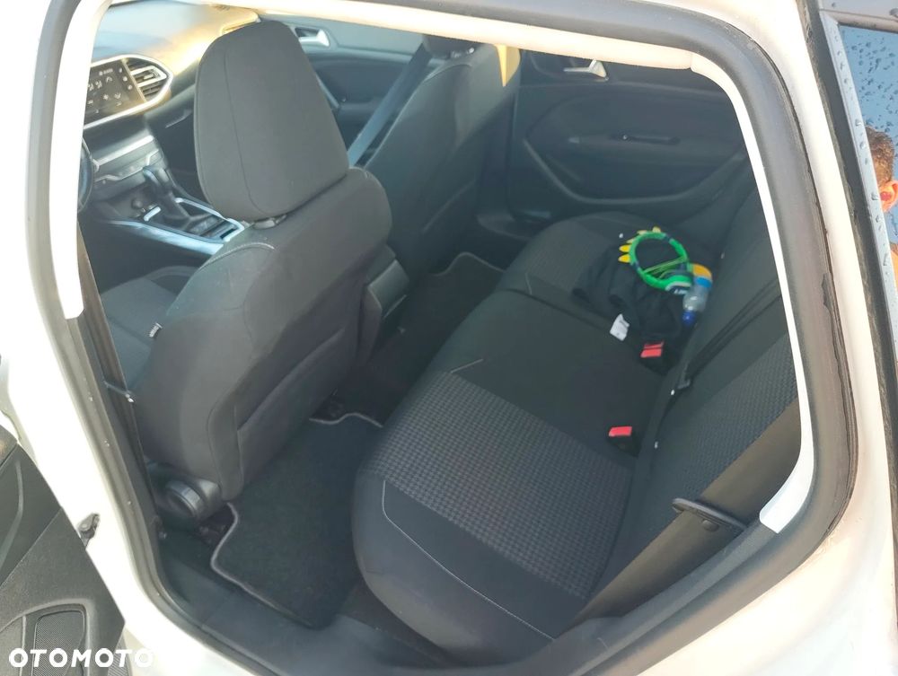 Peugeot 308 BlueHDi 130 EAT8 Stop & Start Allure - 23
