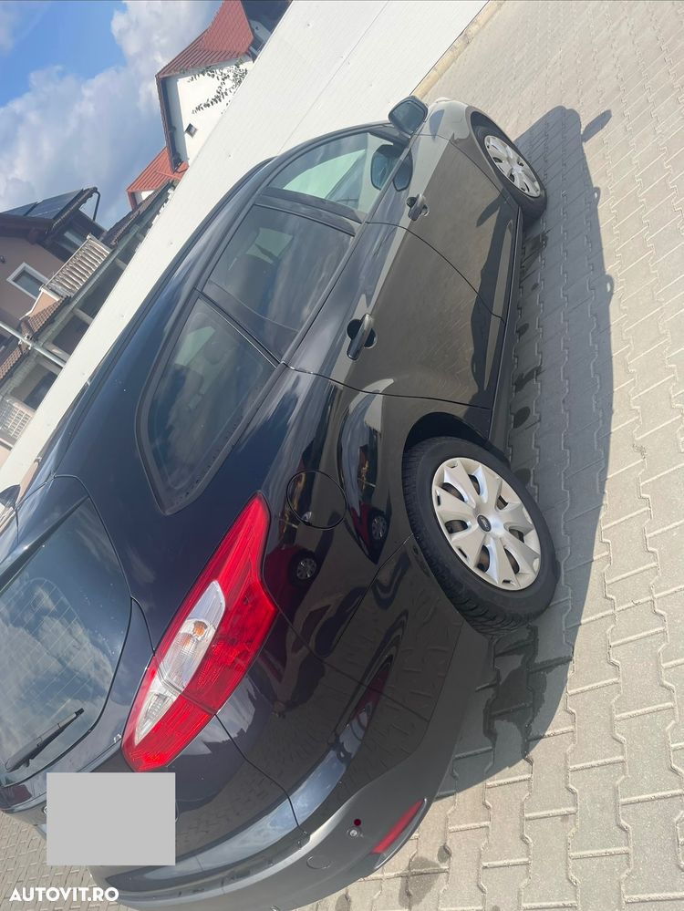 Ford Focus 1.6 TDCI DPF Titanium - 4
