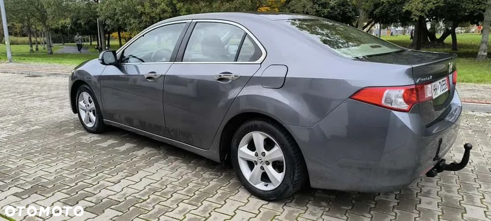 Honda Accord 2.0 Elegance - 12
