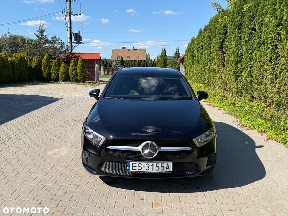 Mercedes-Benz Klasa A 180 Style 7G-DCT - 7