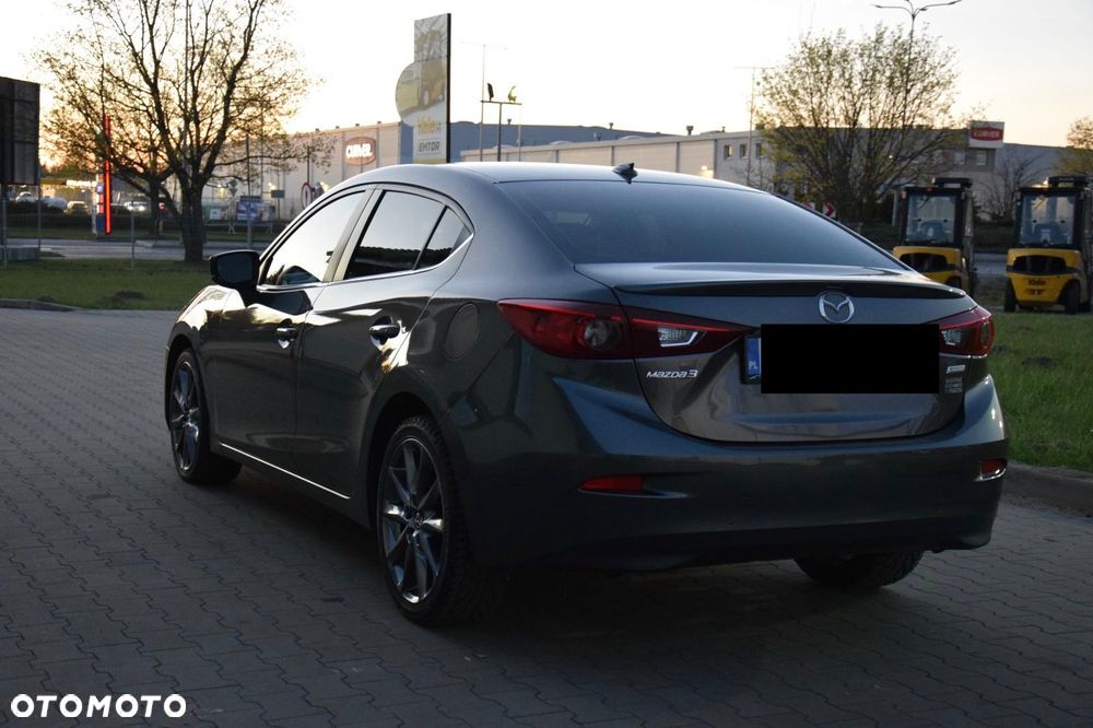 Mazda 3 - 11